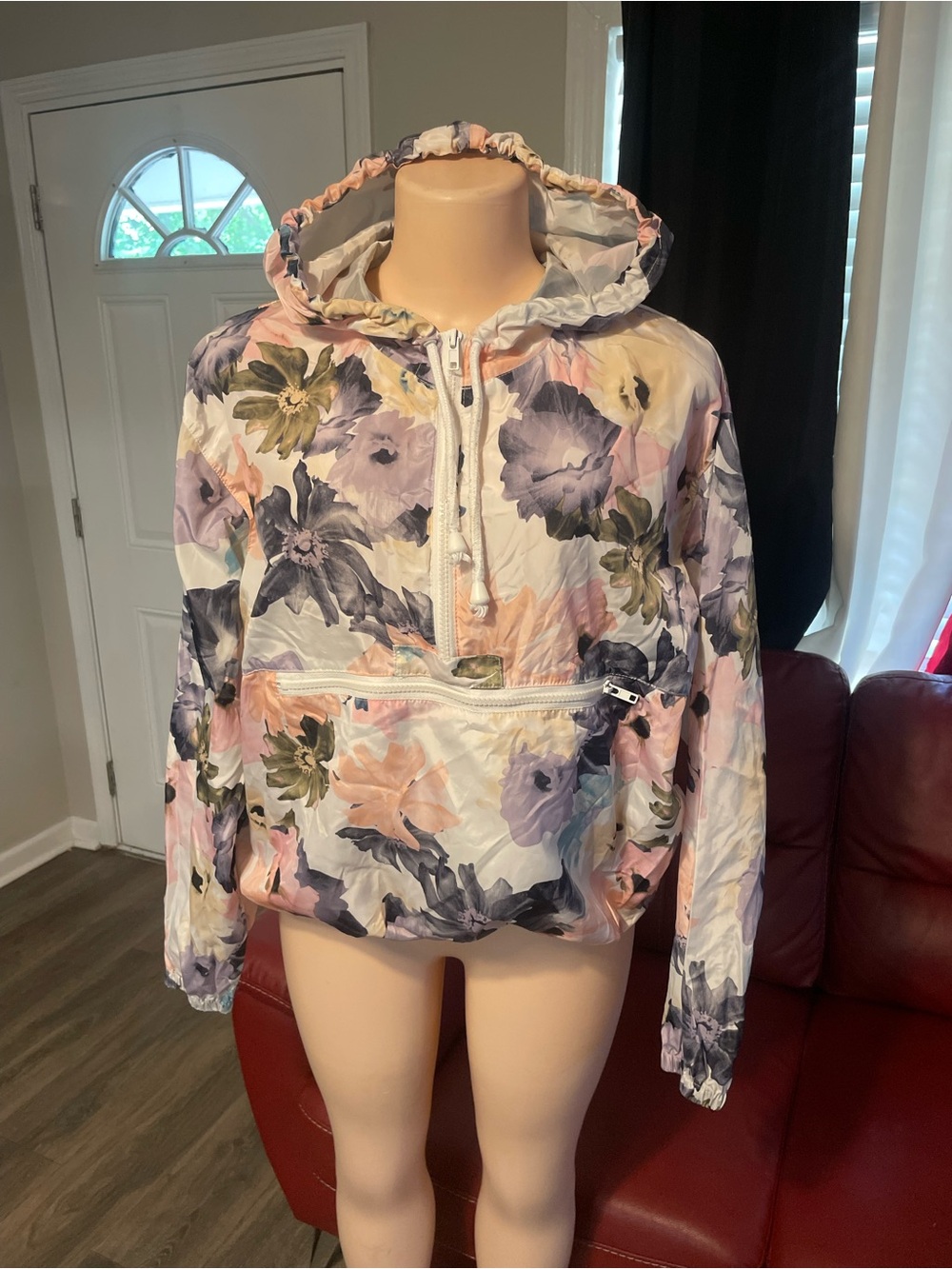 Thread Supply Floral Pastel Hooded Windbreaker lightweight rain top small